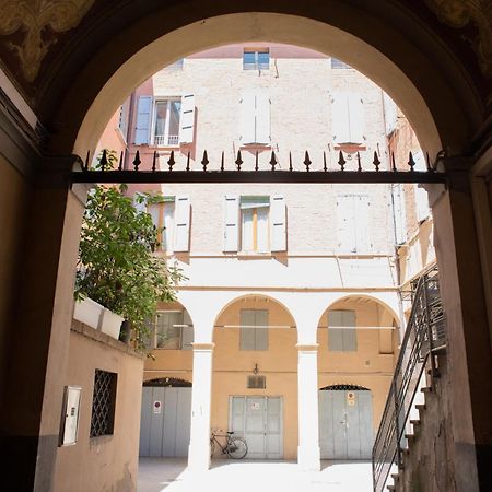 Maison La Pomposa Modena Buitenkant foto